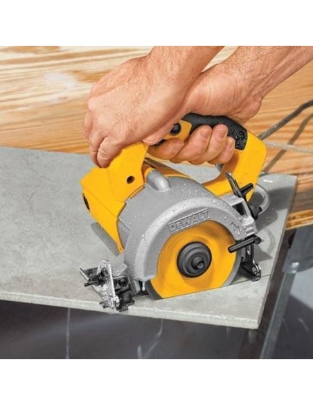 Sierra de mano Circular de Diamante 1300W DeWALT