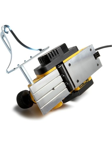 Cepillo 600W con Anchura de corte 82mm DeWALT