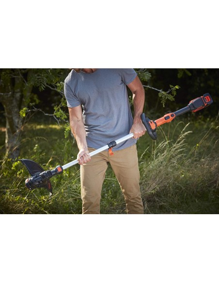 Cortabordes POWERCOMMAND Easy Feed con una batería Black+Decker