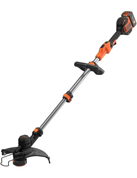 Cortabordes POWERCOMMAND Easy Feed con una batería Black+Decker