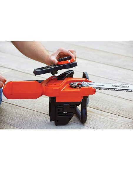 Motosierra con una batería de 18V 2Ah Black+Decker
