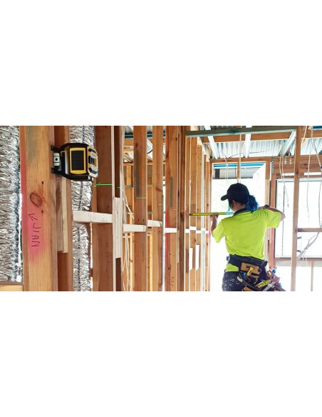 Láser de líneas verdes en cruz y plomada LAX 300 G + Trípode ST-K-S