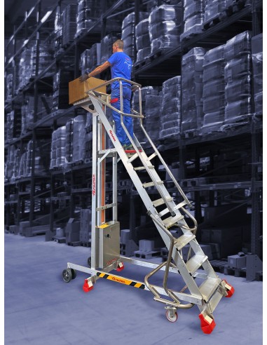 Escalera con plataforma y plano de carga eléctrico  PICK10  4 Peldaños