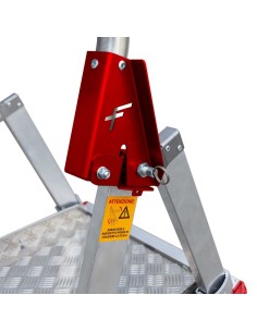 Escalera plegable con amplia plataforma de trabajo PL3 3 Peldaños 2