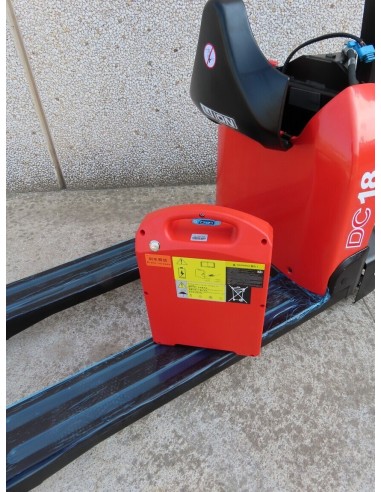 Transpaleta Eléctrica 2000 kilos